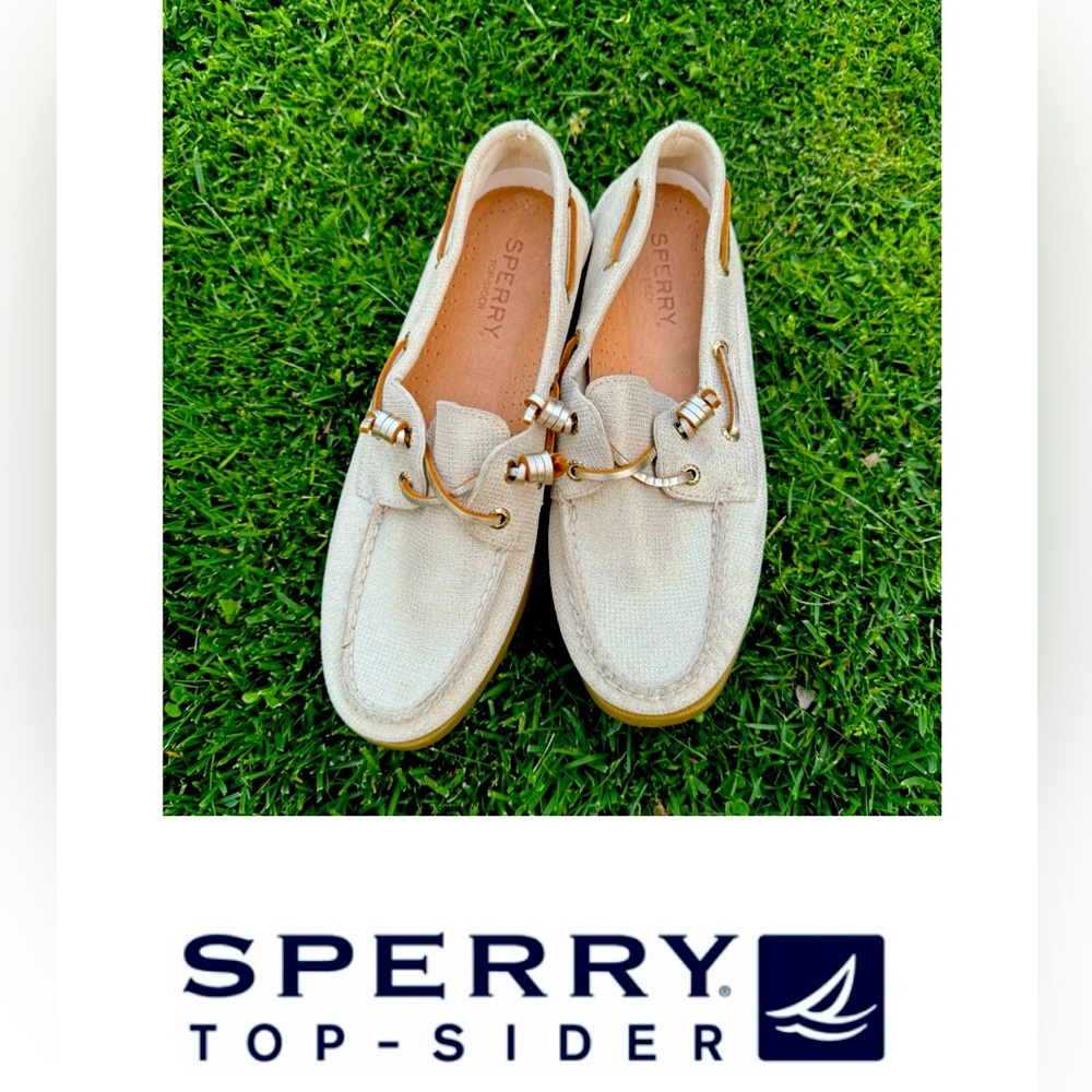 Adorable SPERRY TOPSIDER GOLD CUP COLLECTION BOAT SHOE Sz 8